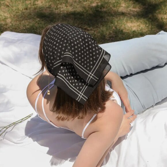 Floral Dot Square Bandana Black - Picture 1 of 4